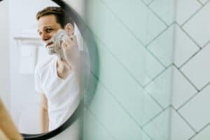 razors cheaper at Amazon
